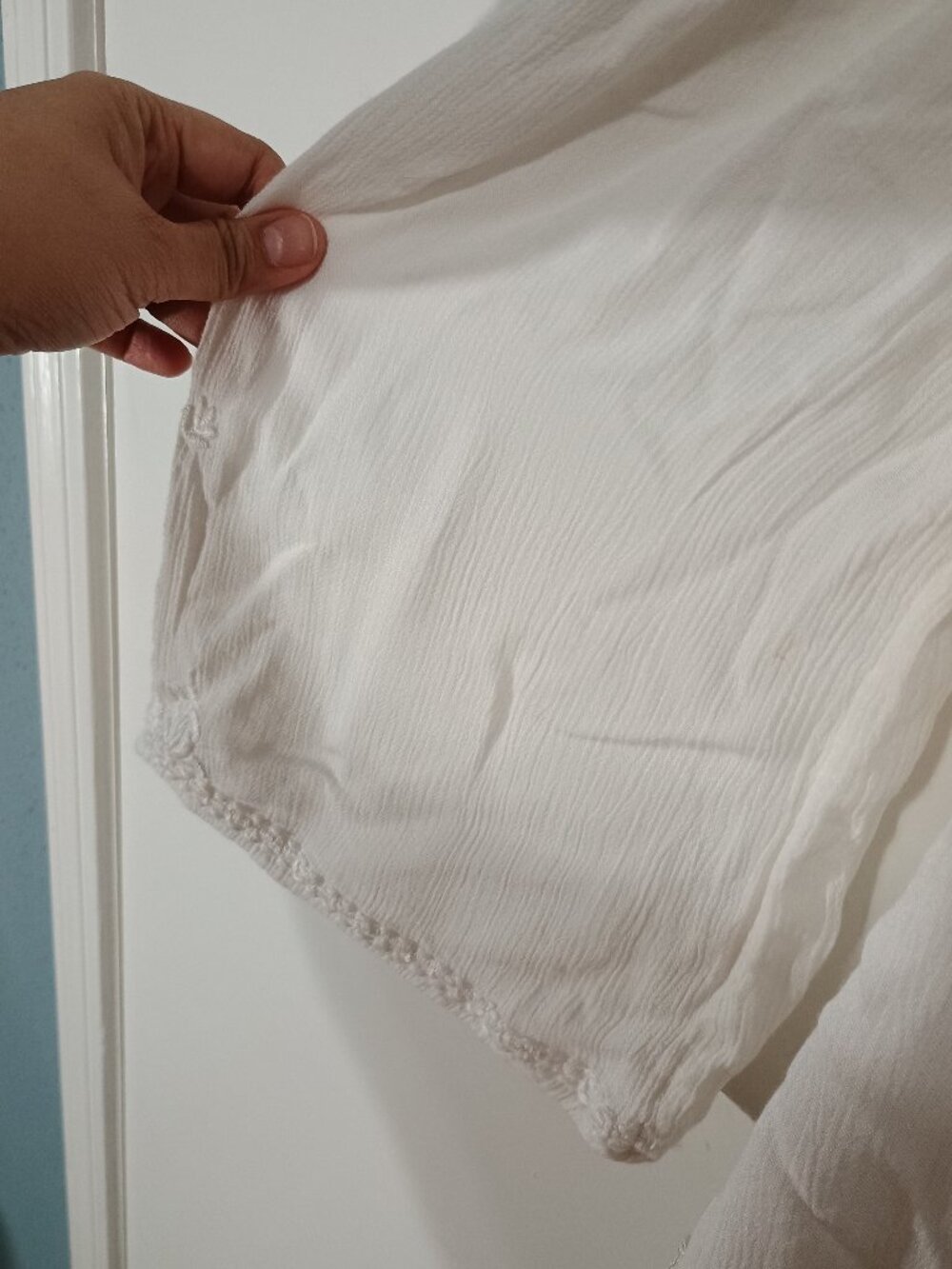 Ecote Urban Outfitters White Boho Cold Shoulder Crochet Lace Embroidered Blouse - Picture 4 of 10
